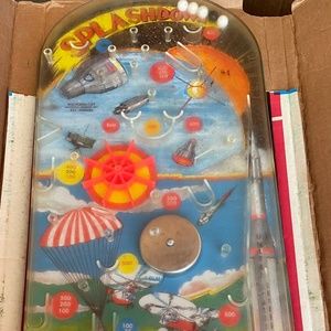 WOLVERINE Toy SPLASHDOWN portable pinball game
